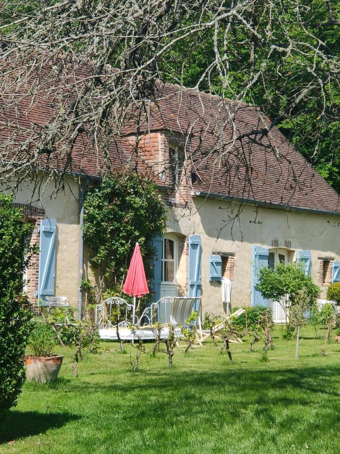 Chambre d'Hôtes La Ferme du Pré-Martin La Genevraie Exterior foto